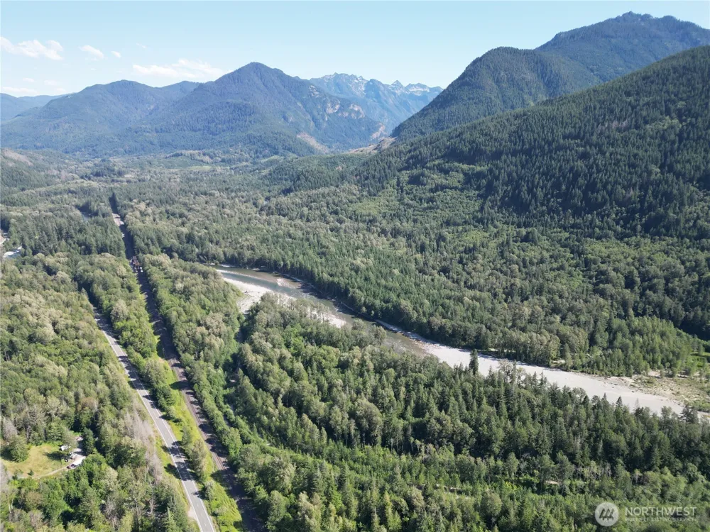 0 xx Skykomish Woods Skykomish, WA 98288