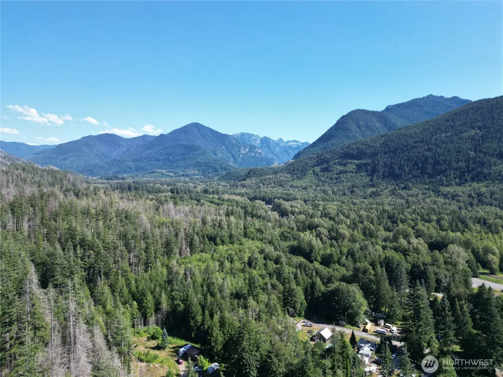 0 xx Skykomish Woods Skykomish, WA 98288