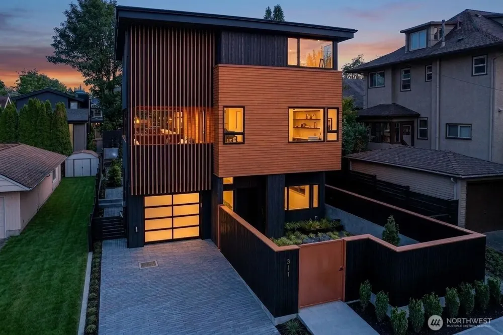 311 NE 59th Street Seattle, WA 98105