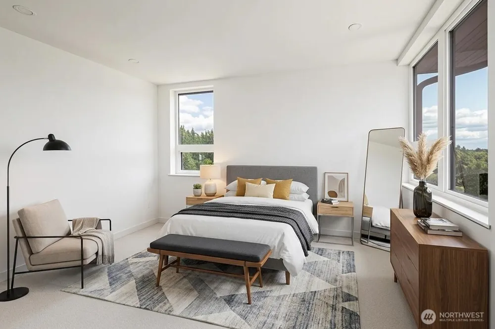 311 NE 59th Street Seattle, WA 98105