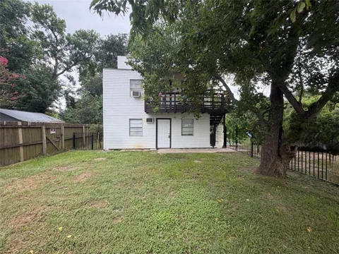 4827 Pine Avenue #A