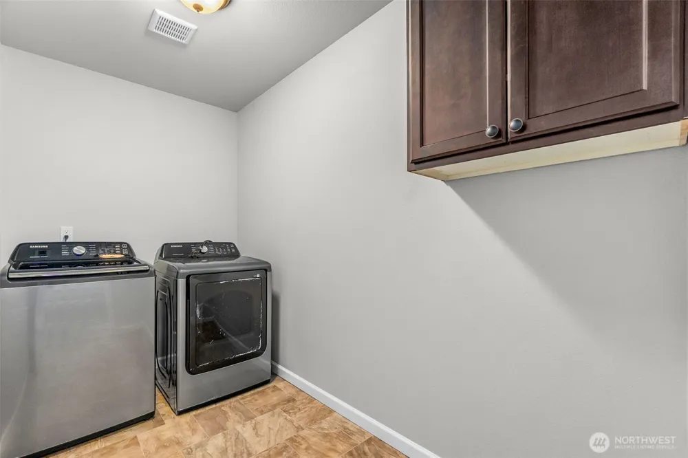 4335 Dudley Drive NE Olympia, WA 98516