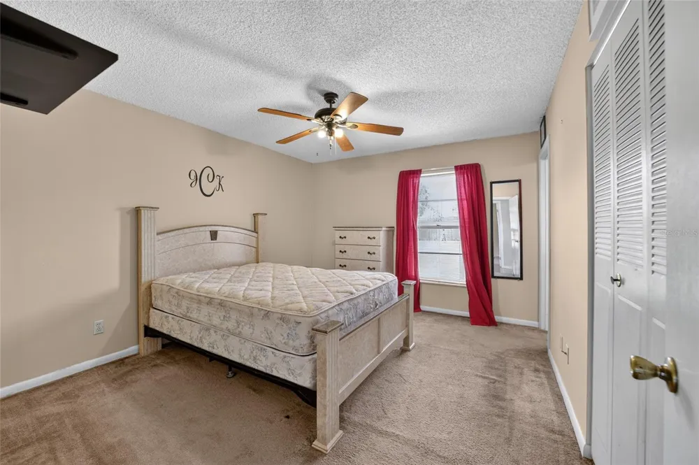 5245 SE 107TH PLACE Belleview, FL 34420