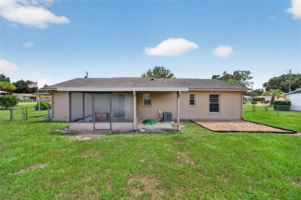 5245 SE 107TH PLACE Belleview, FL 34420