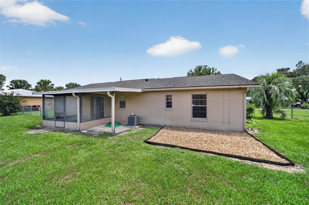 5245 SE 107TH PLACE Belleview, FL 34420