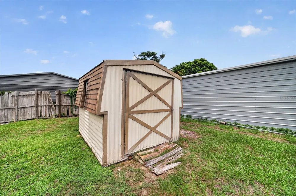 5245 SE 107TH PLACE Belleview, FL 34420