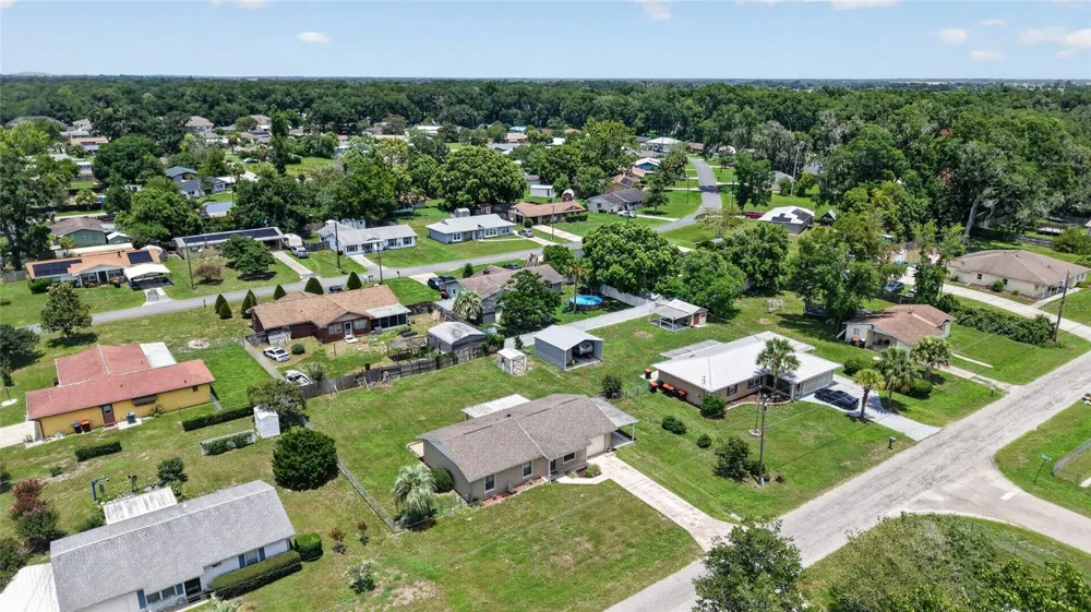 5245 SE 107TH PLACE Belleview, FL 34420