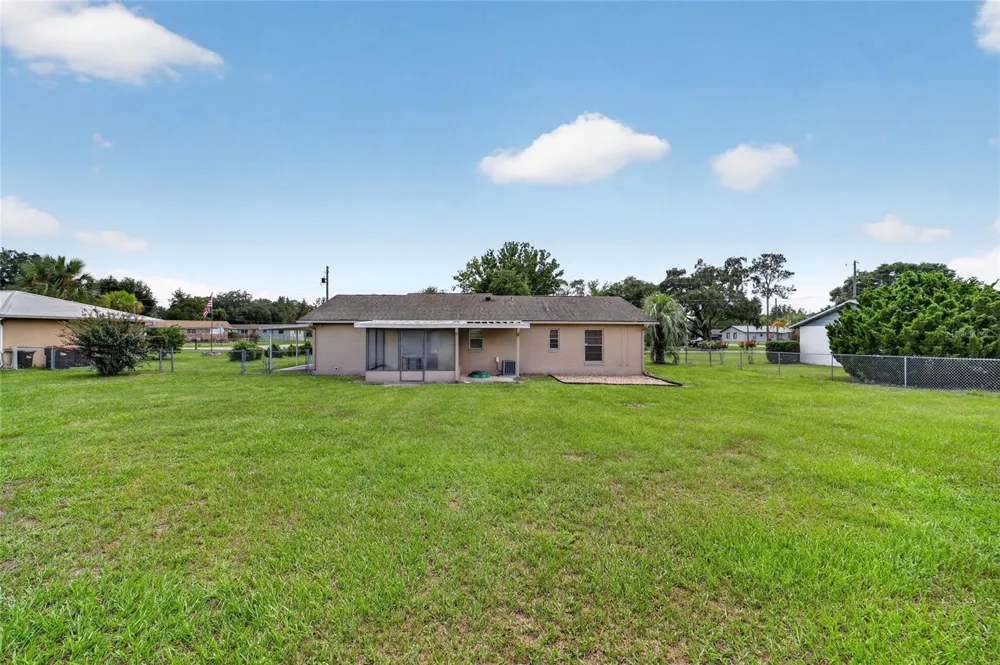 5245 SE 107TH PLACE Belleview, FL 34420