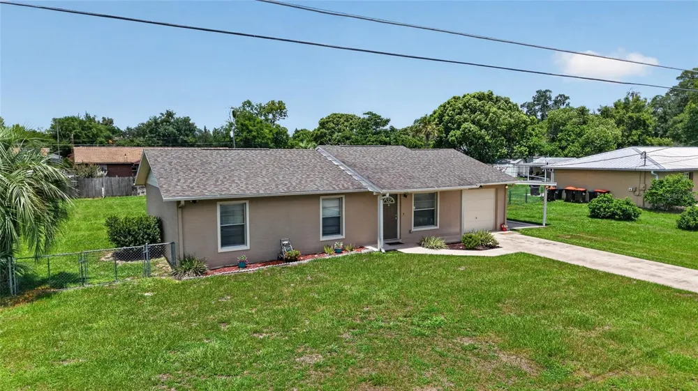 5245 SE 107TH PLACE Belleview, FL 34420