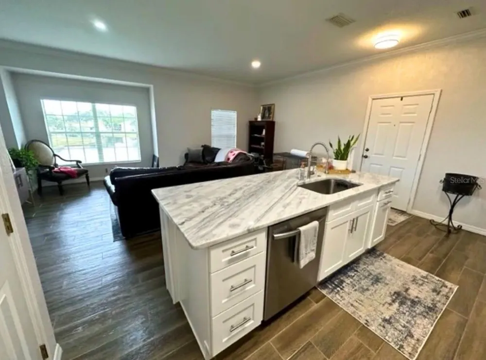 306 EAGLE POND DRIVE Winter Haven, FL 33884