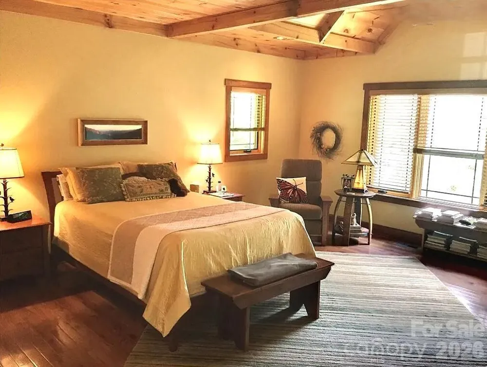 811 Hemlock Drive Newland, NC 28657