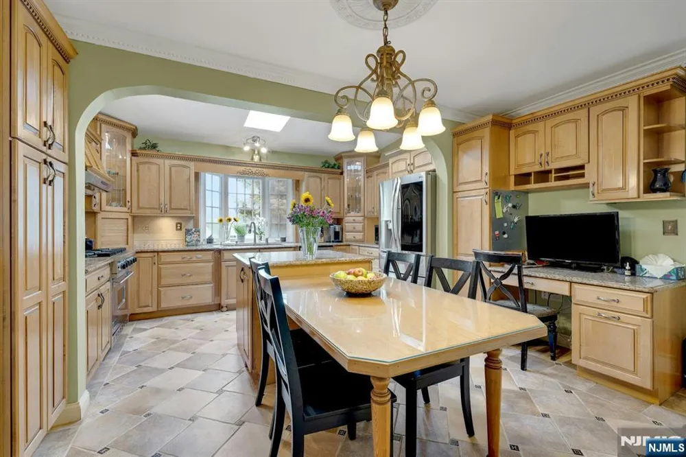 16 Shephard Road West Milford, NJ 07421
