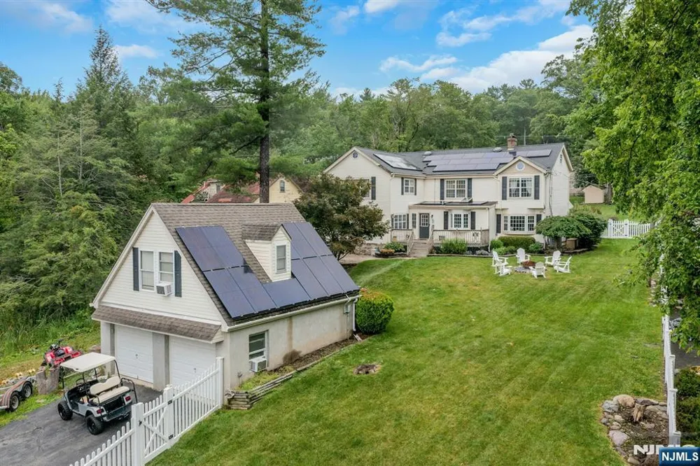 16 Shephard Road West Milford, NJ 07421