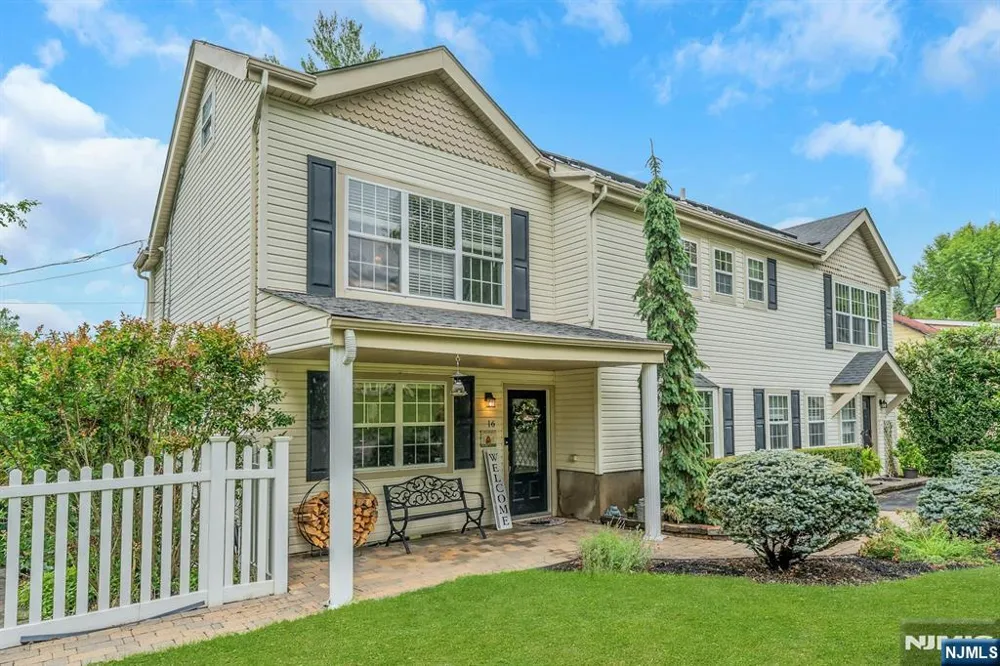 16 Shephard Road West Milford, NJ 07421