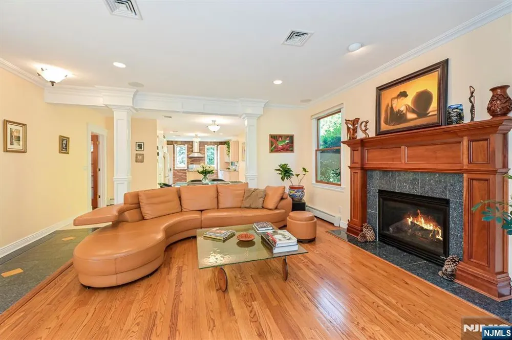 111 Magnolia Avenue Cresskill, NJ 07626