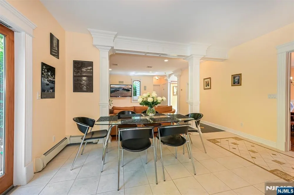 111 Magnolia Avenue Cresskill, NJ 07626