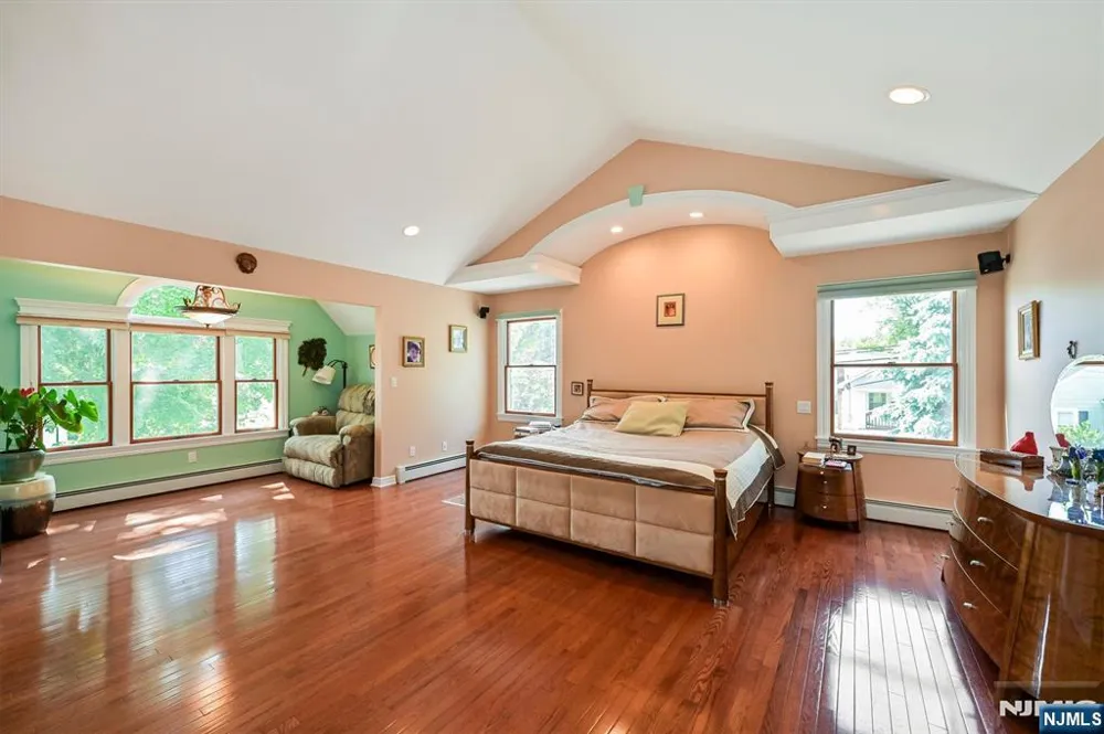 111 Magnolia Avenue Cresskill, NJ 07626