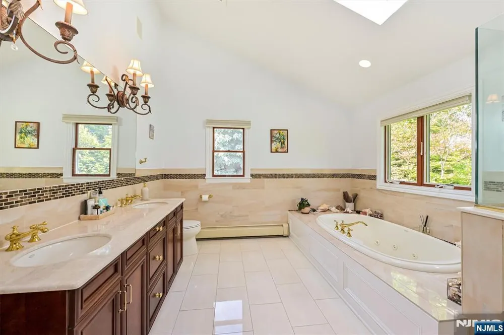 111 Magnolia Avenue Cresskill, NJ 07626