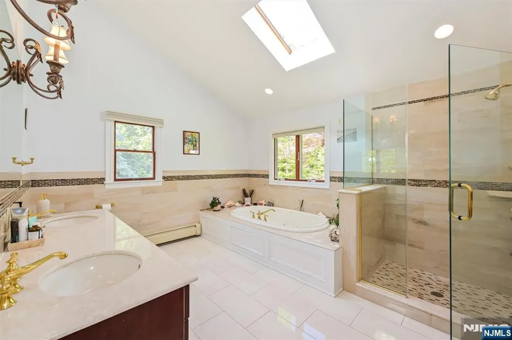 111 Magnolia Avenue Cresskill, NJ 07626