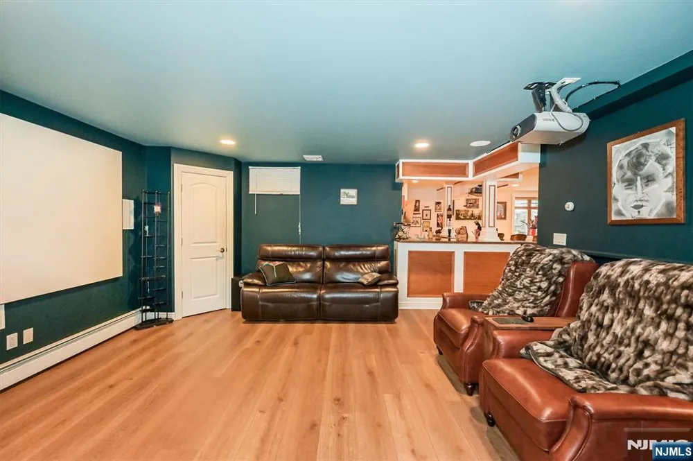 111 Magnolia Avenue Cresskill, NJ 07626