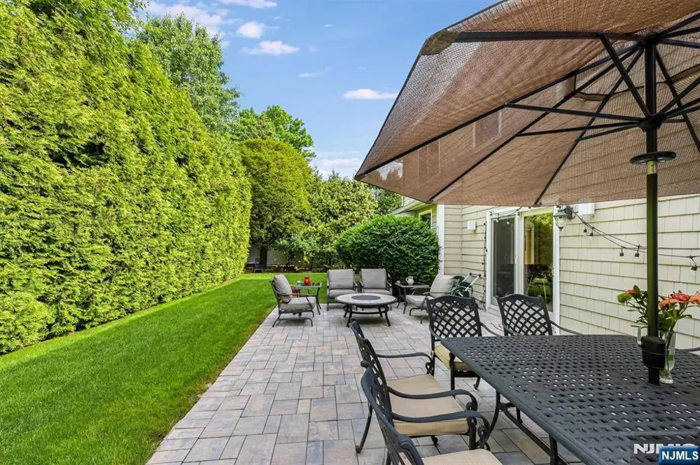 111 Magnolia Avenue Cresskill, NJ 07626