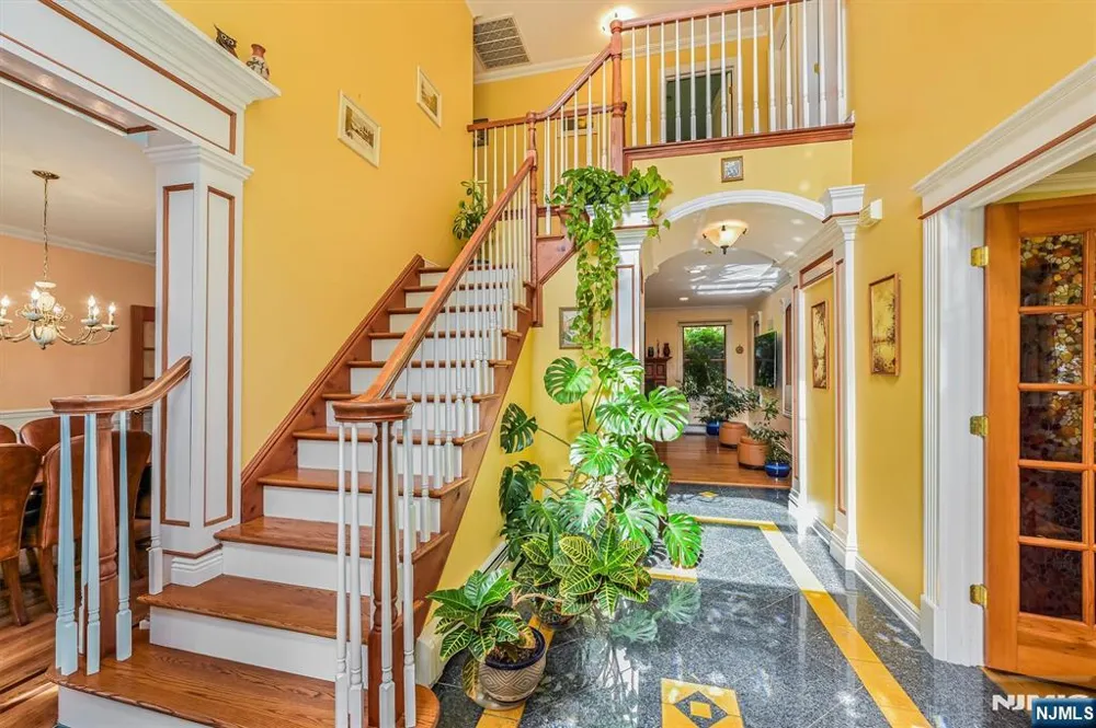 111 Magnolia Avenue Cresskill, NJ 07626