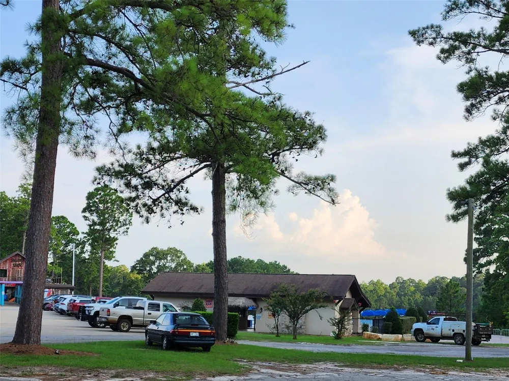 135 Arborcrest Drive Brookeland, TX 75931