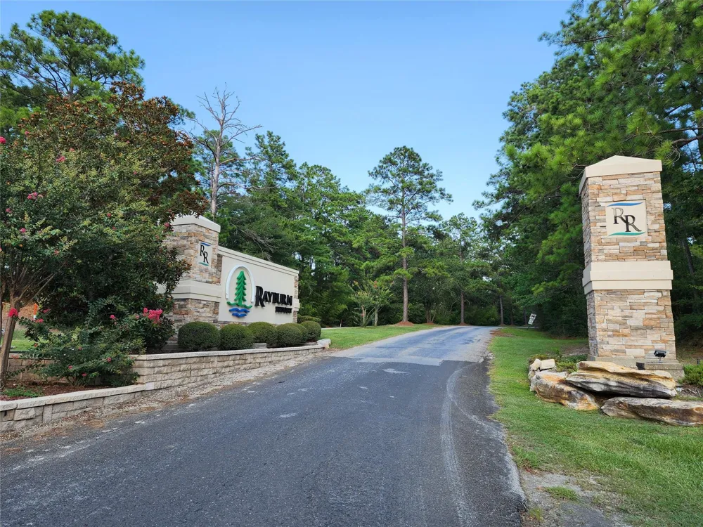 135 Arborcrest Drive Brookeland, TX 75931