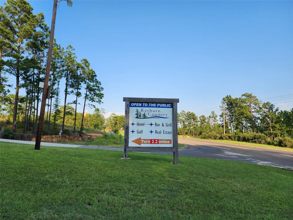 135 Arborcrest Drive Brookeland, TX 75931