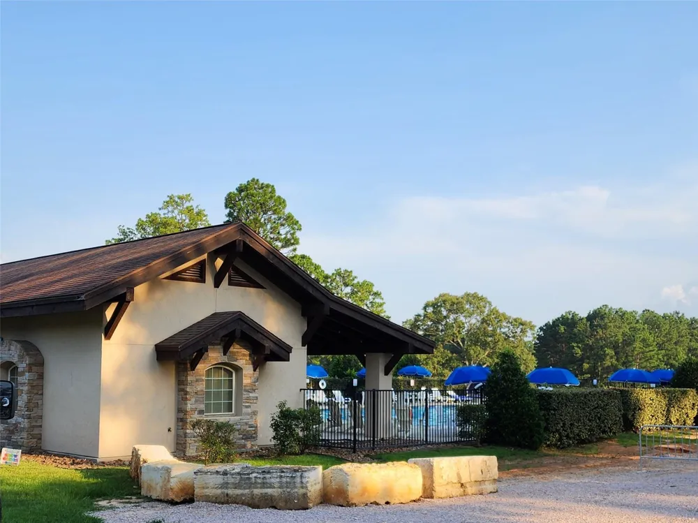 135 Arborcrest Drive Brookeland, TX 75931