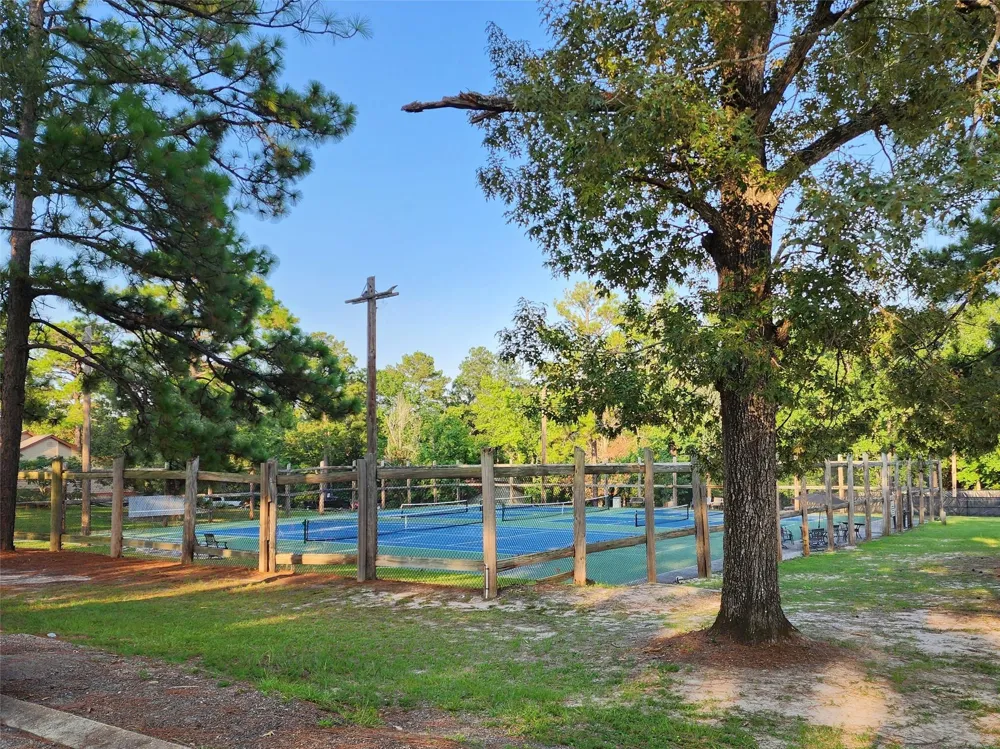 135 Arborcrest Drive Brookeland, TX 75931