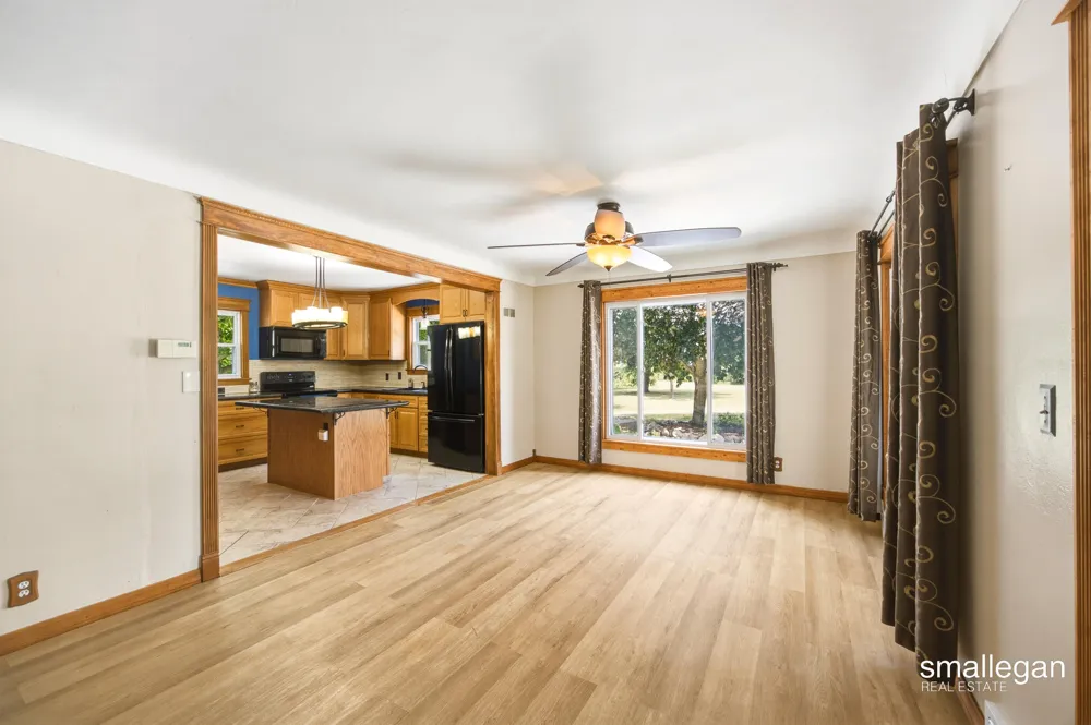 4005 Hendershot Avenue NW Grand Rapids, MI 49544