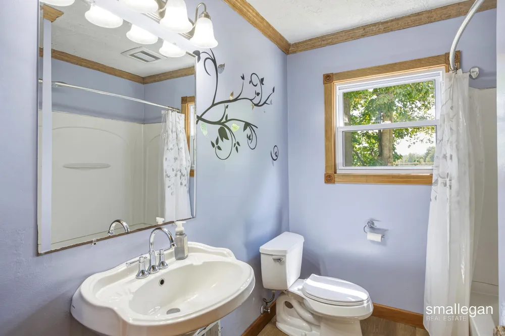 4005 Hendershot Avenue NW Grand Rapids, MI 49544
