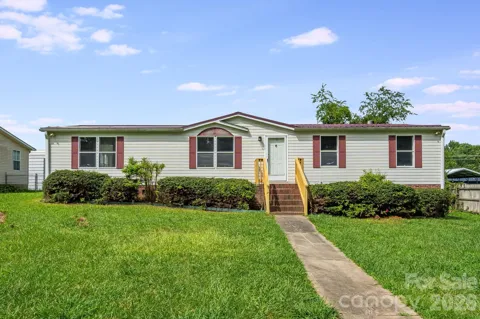 505 Crescent Way
