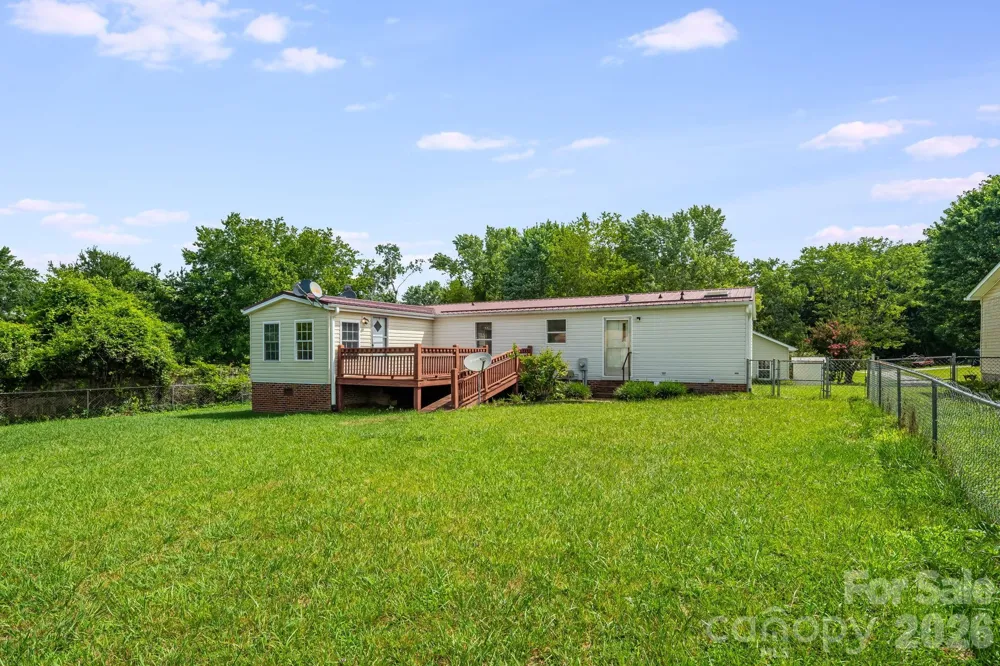 505 Crescent Way Horse Shoe, NC 28742