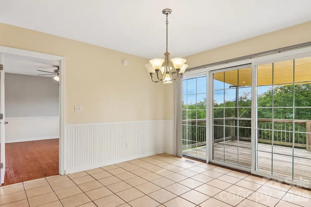 20 Amber Drive Horse Shoe, NC 28742
