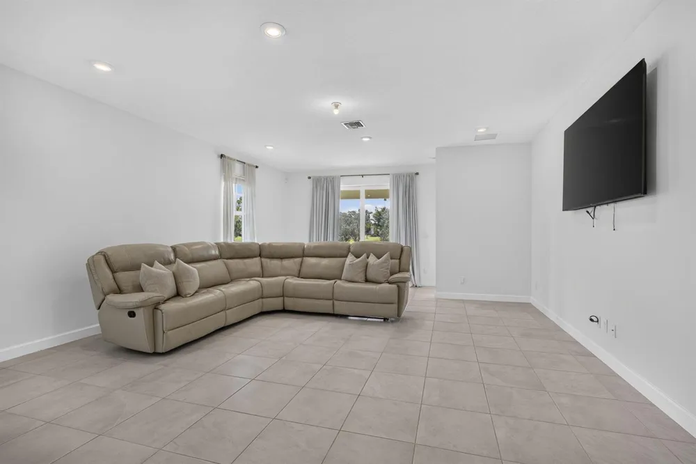 1332 Haywagon Trail Loxahatchee, FL 33470