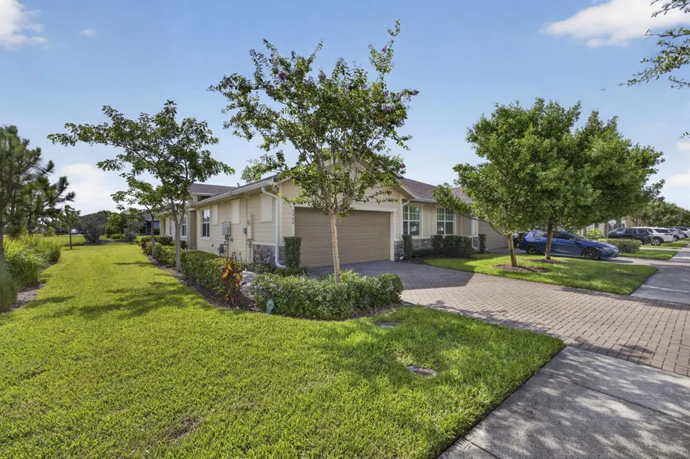 1332 Haywagon Trail Loxahatchee, FL 33470