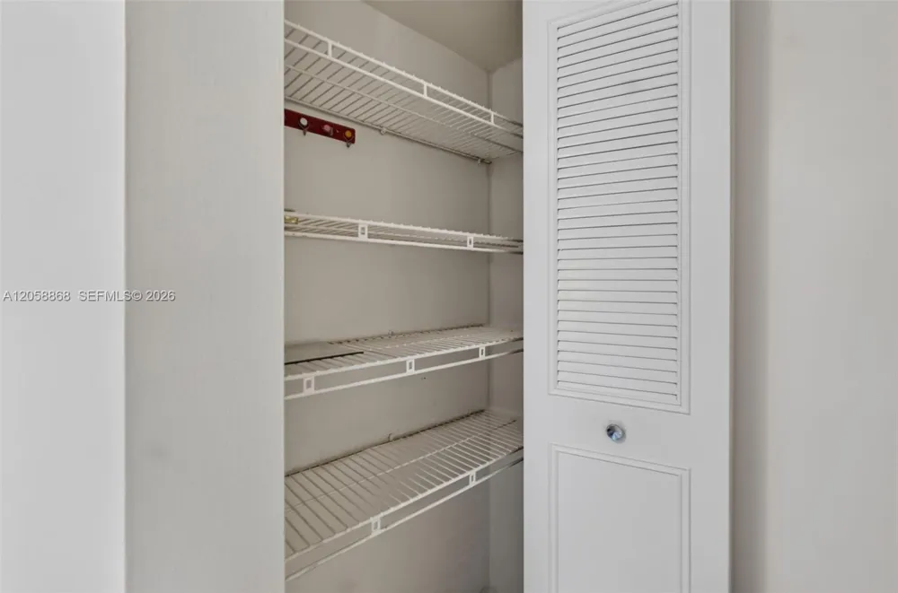 2900 NW 48th Ter #310 Lauderdale Lakes, FL 33313