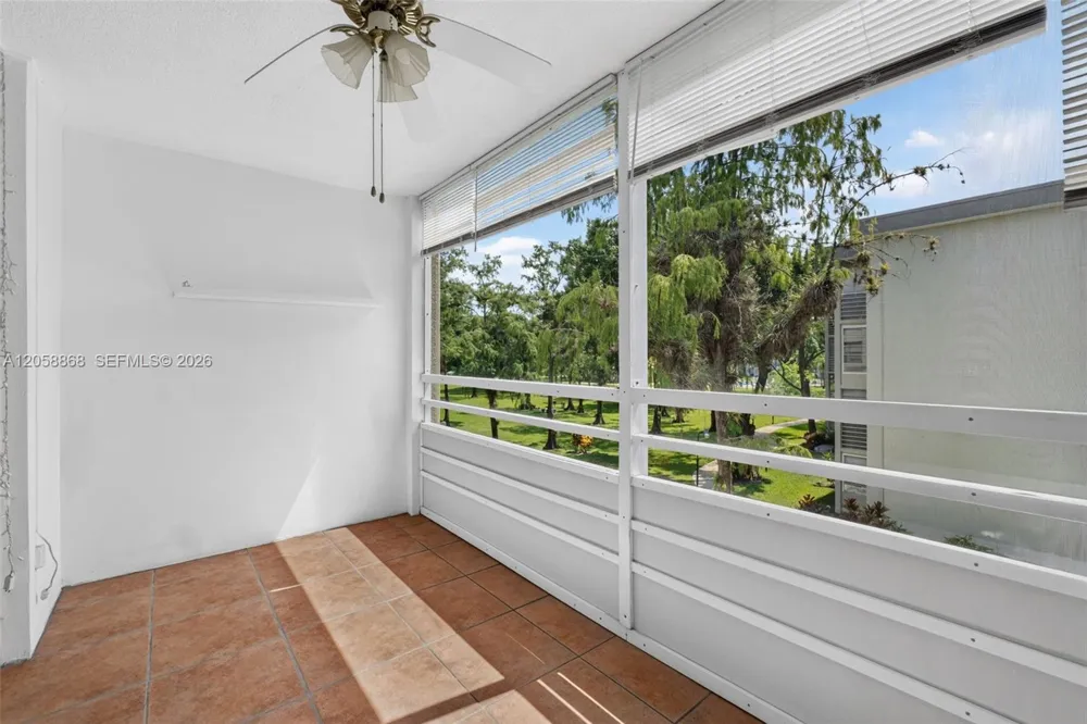 2900 NW 48th Ter #310 Lauderdale Lakes, FL 33313