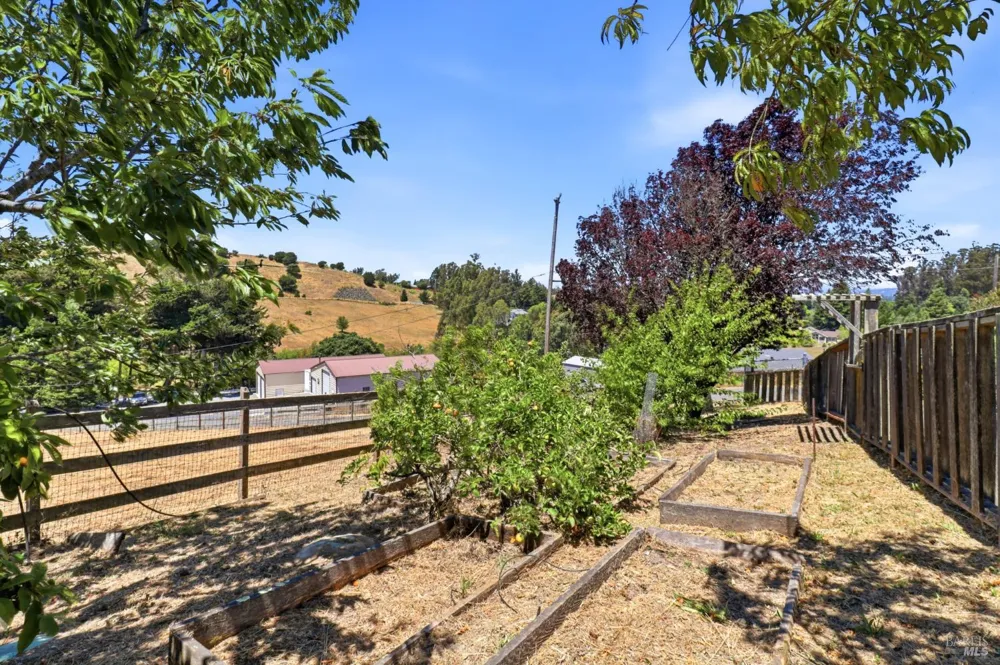 9160 Water Road Cotati, CA 94931