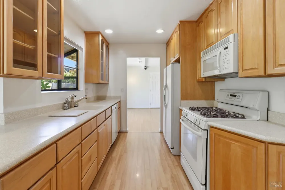 9160 Water Road Cotati, CA 94931