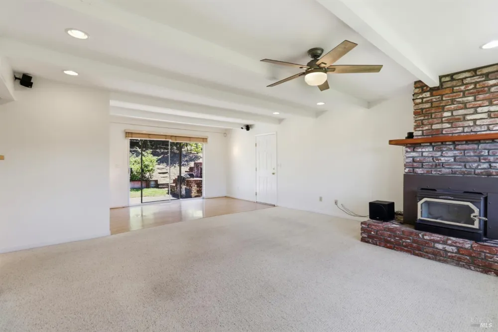 9160 Water Road Cotati, CA 94931