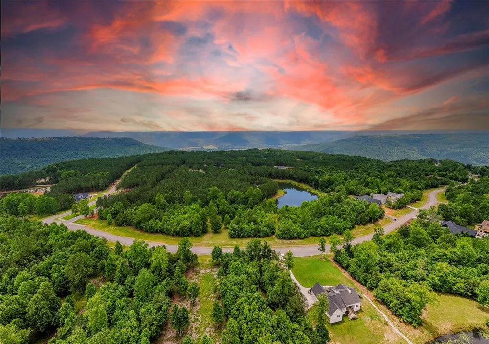 Cherokee Path Jasper, TN 37347
