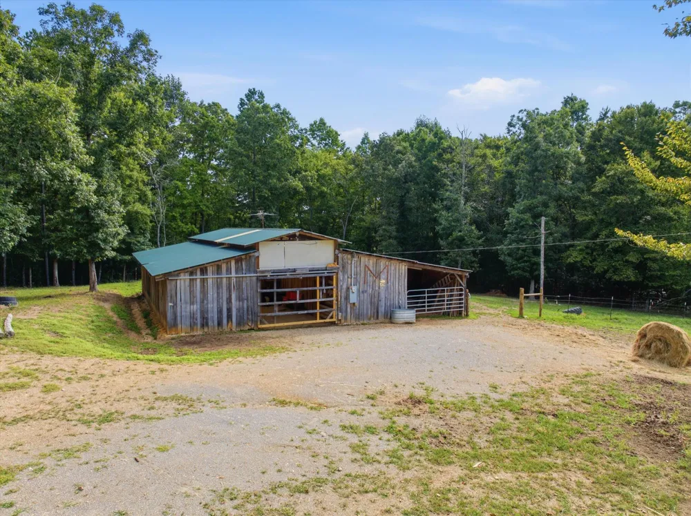312 Eaves Ferry Road Decatur, TN 37322