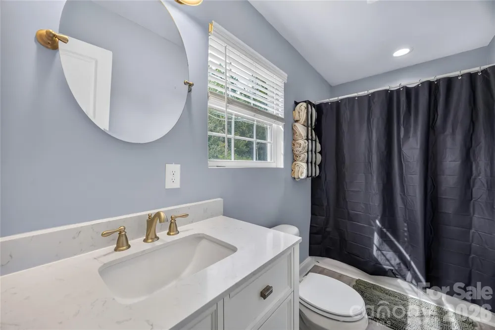 1029 Alexis High Shoals Road Dallas, NC 28034