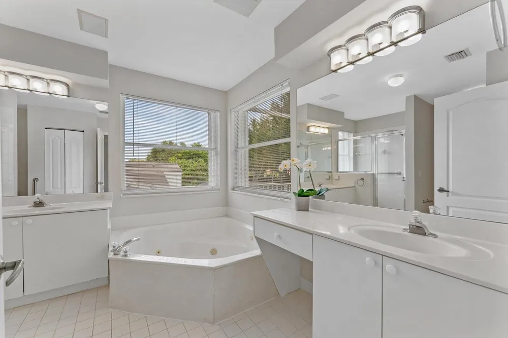 10796 Crescendo Circle Boca Raton, FL 33498