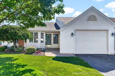 1533 Castlemaine Drive