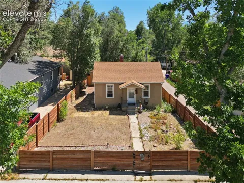 1013 E Platte Avenue