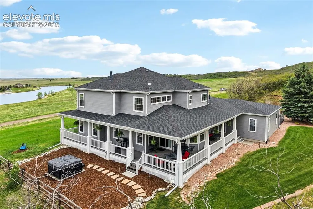 7014 Nautique Circle Larkspur, CO 80118